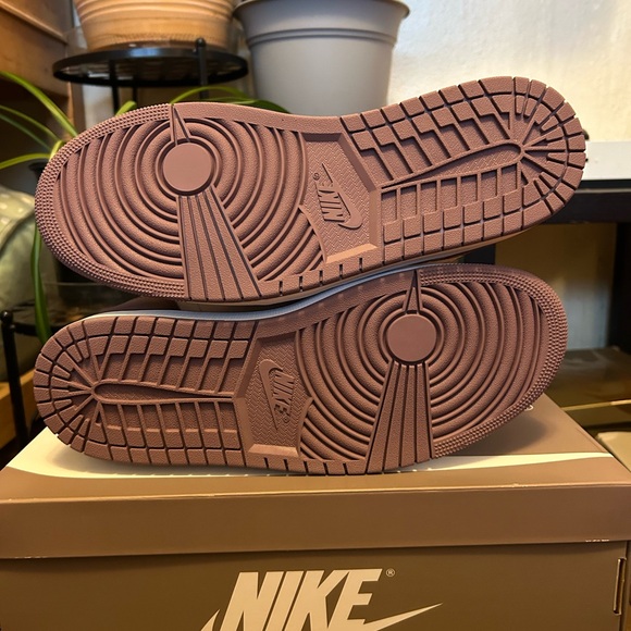 Air Jordan 1 retro High OG - Picture 3 of 5